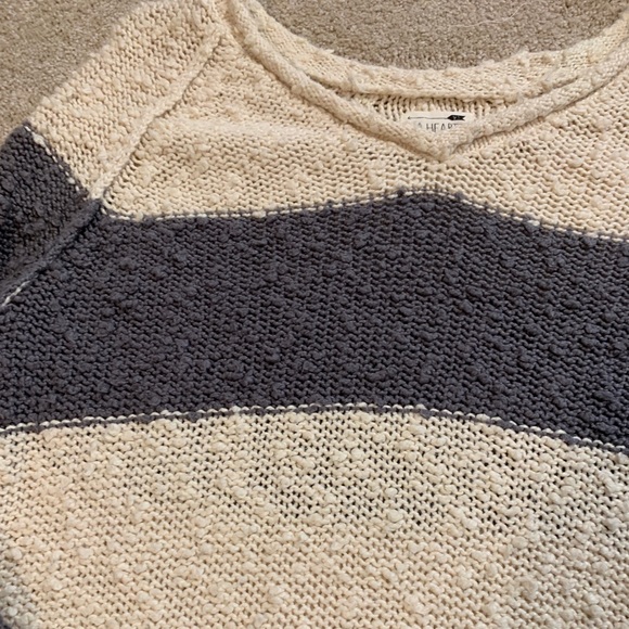 LA Hearts Chunk Sweater - Picture 3 of 3